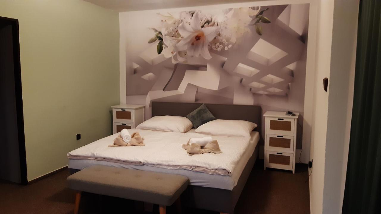 Budha Apartmá Jirikov  Exteriér fotografie
