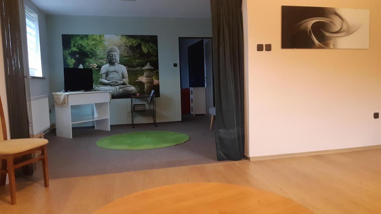 Budha Apartmá Jirikov  Exteriér fotografie